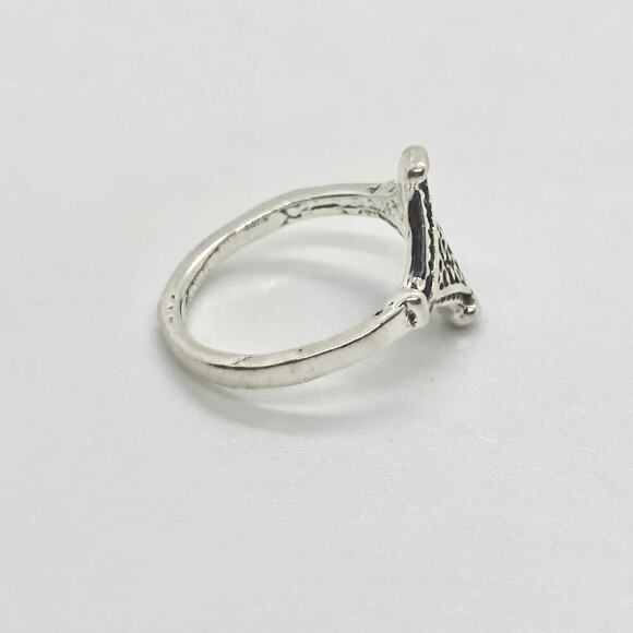 Size 5 Silver Tone Four Point Ring - Picture 6 of 8